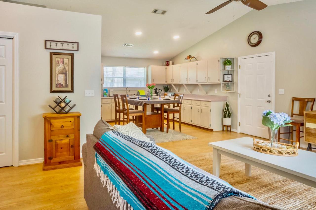 Life'S A Breeze! Updated 3B Home 10 Min To Beach! Gulf Breeze Exteriör bild