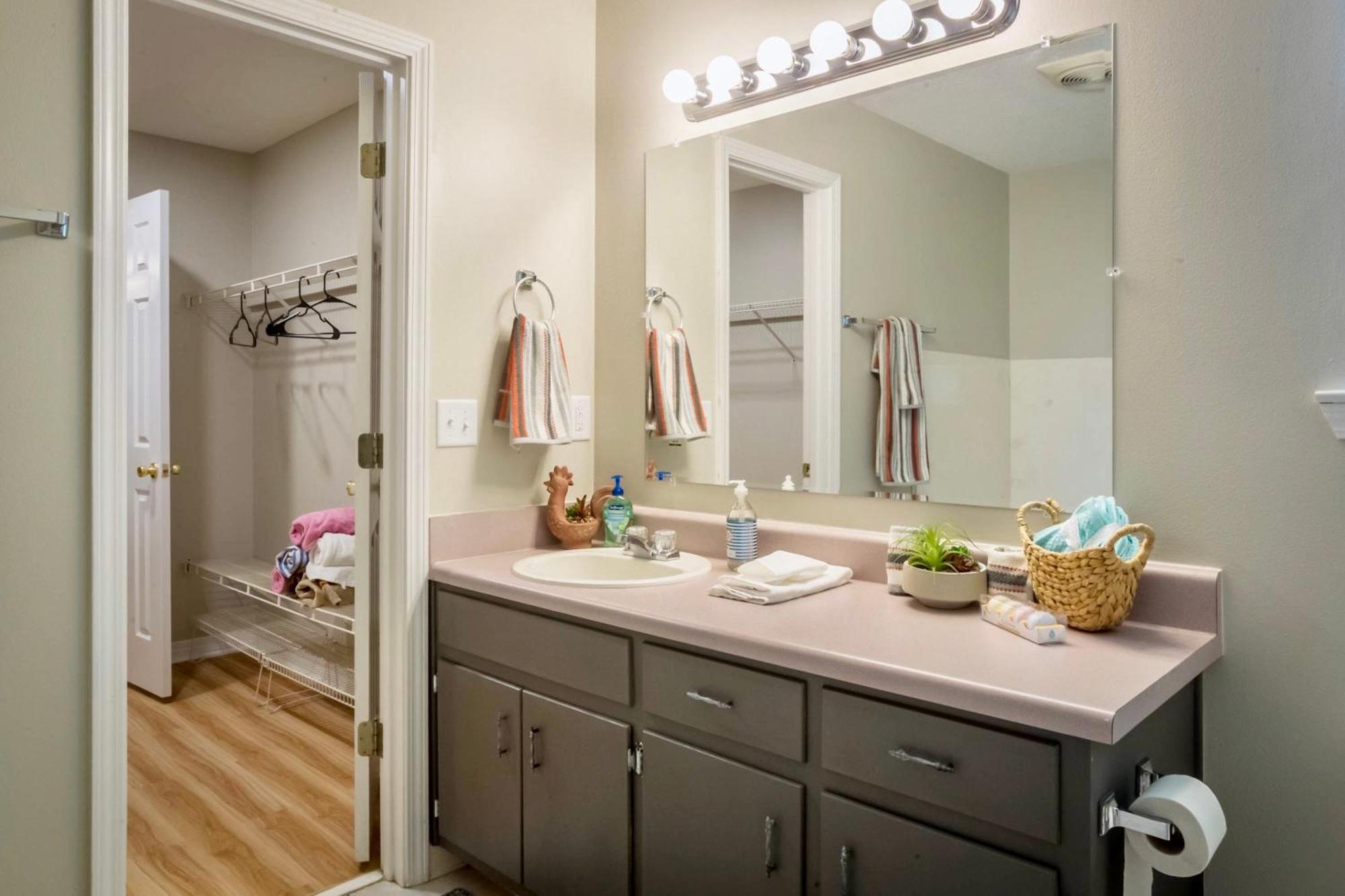Life'S A Breeze! Updated 3B Home 10 Min To Beach! Gulf Breeze Exteriör bild