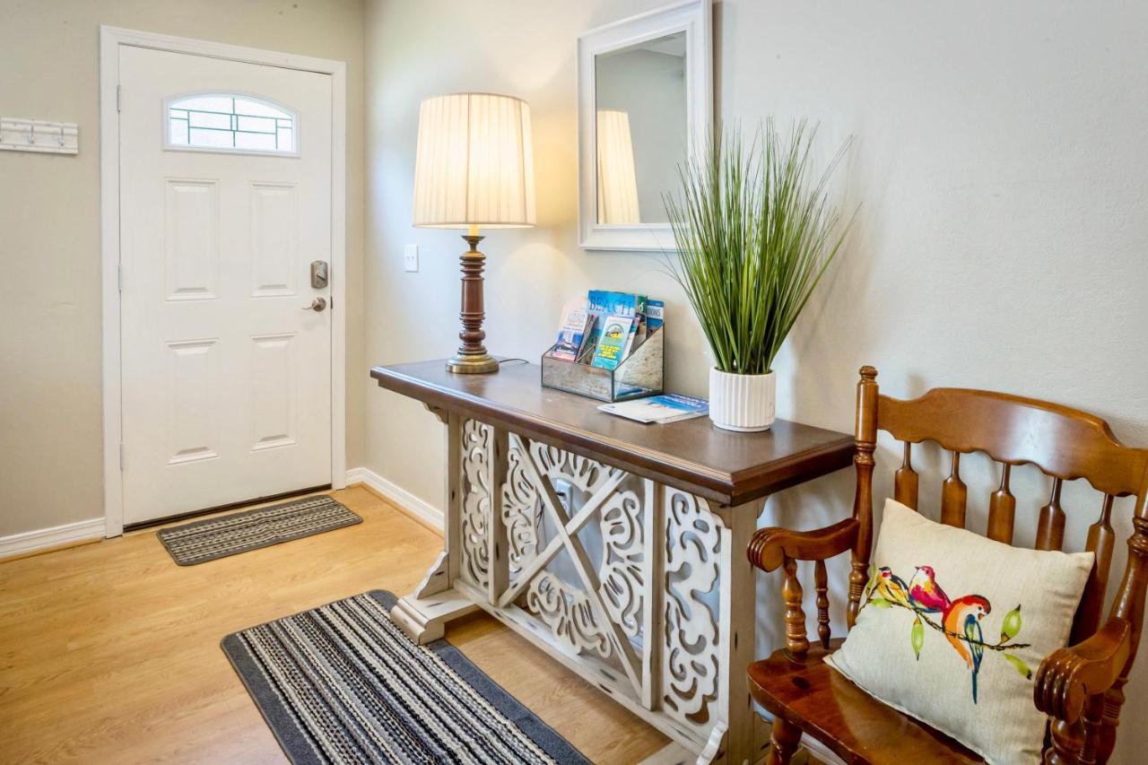 Life'S A Breeze! Updated 3B Home 10 Min To Beach! Gulf Breeze Exteriör bild