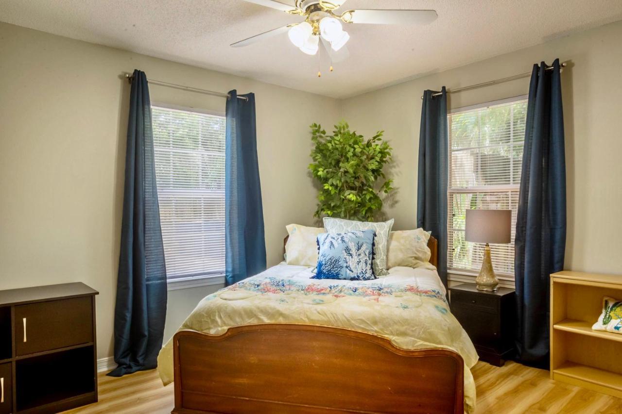Life'S A Breeze! Updated 3B Home 10 Min To Beach! Gulf Breeze Exteriör bild